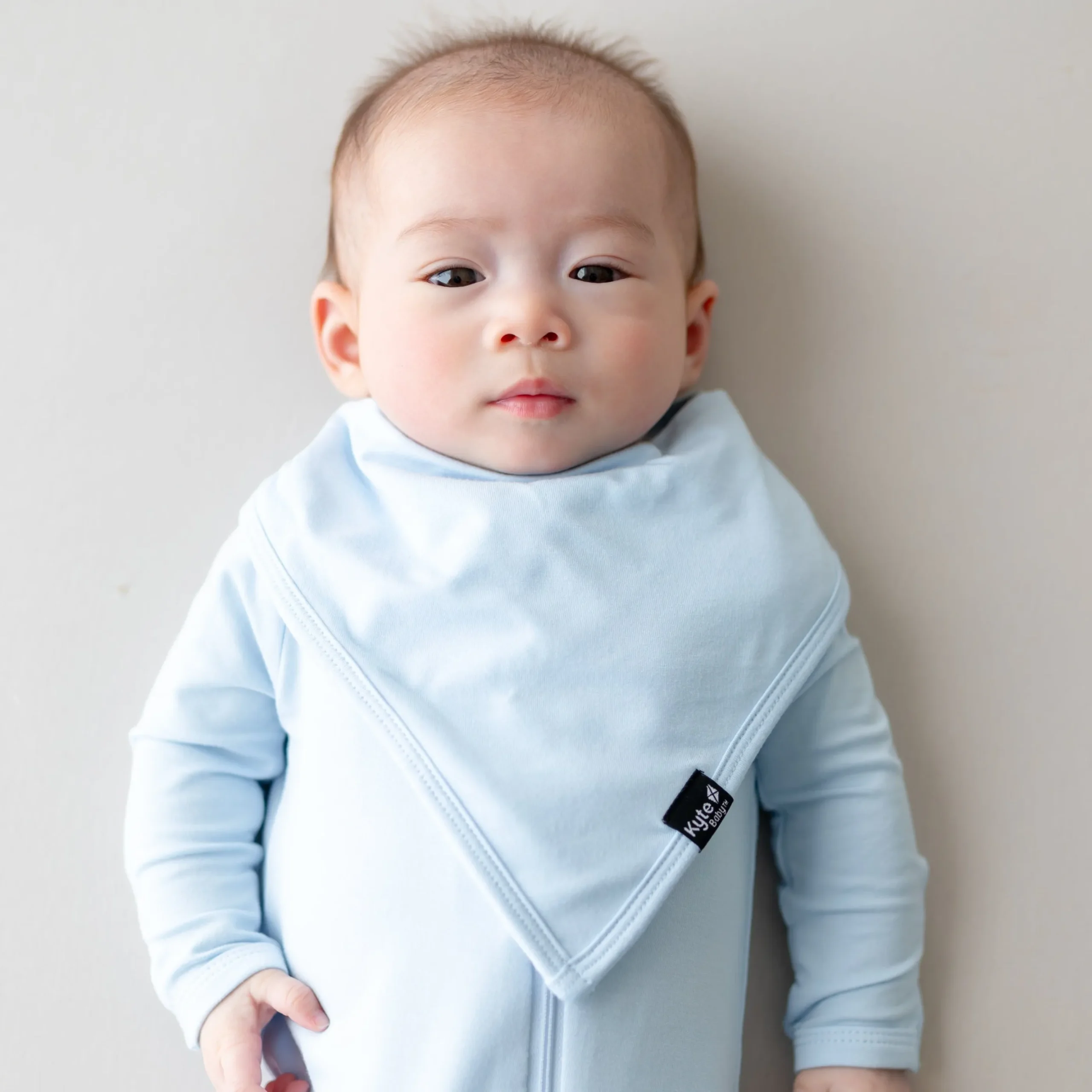 Bib in Breeze