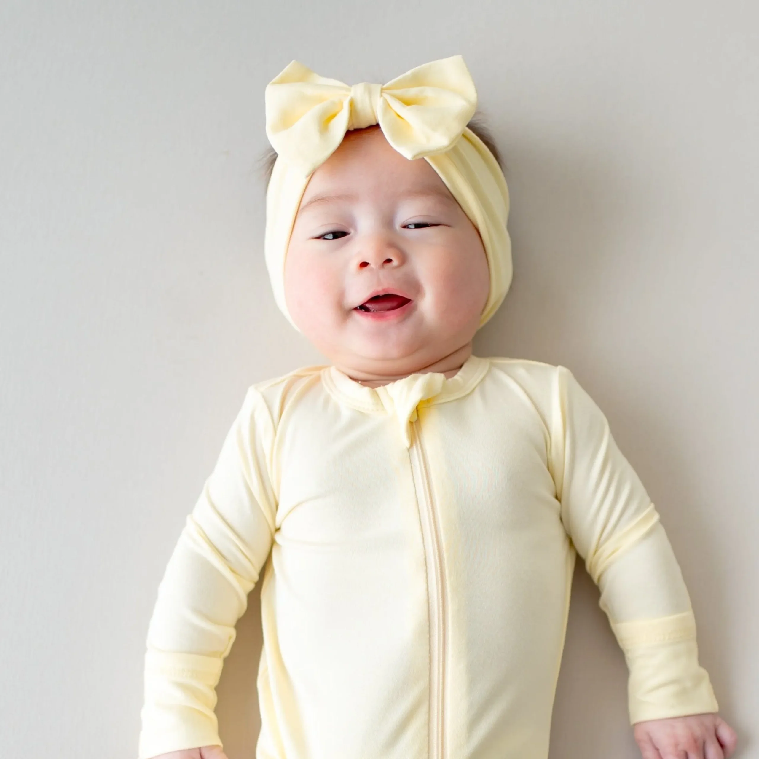 Bow Headband in Chamomile