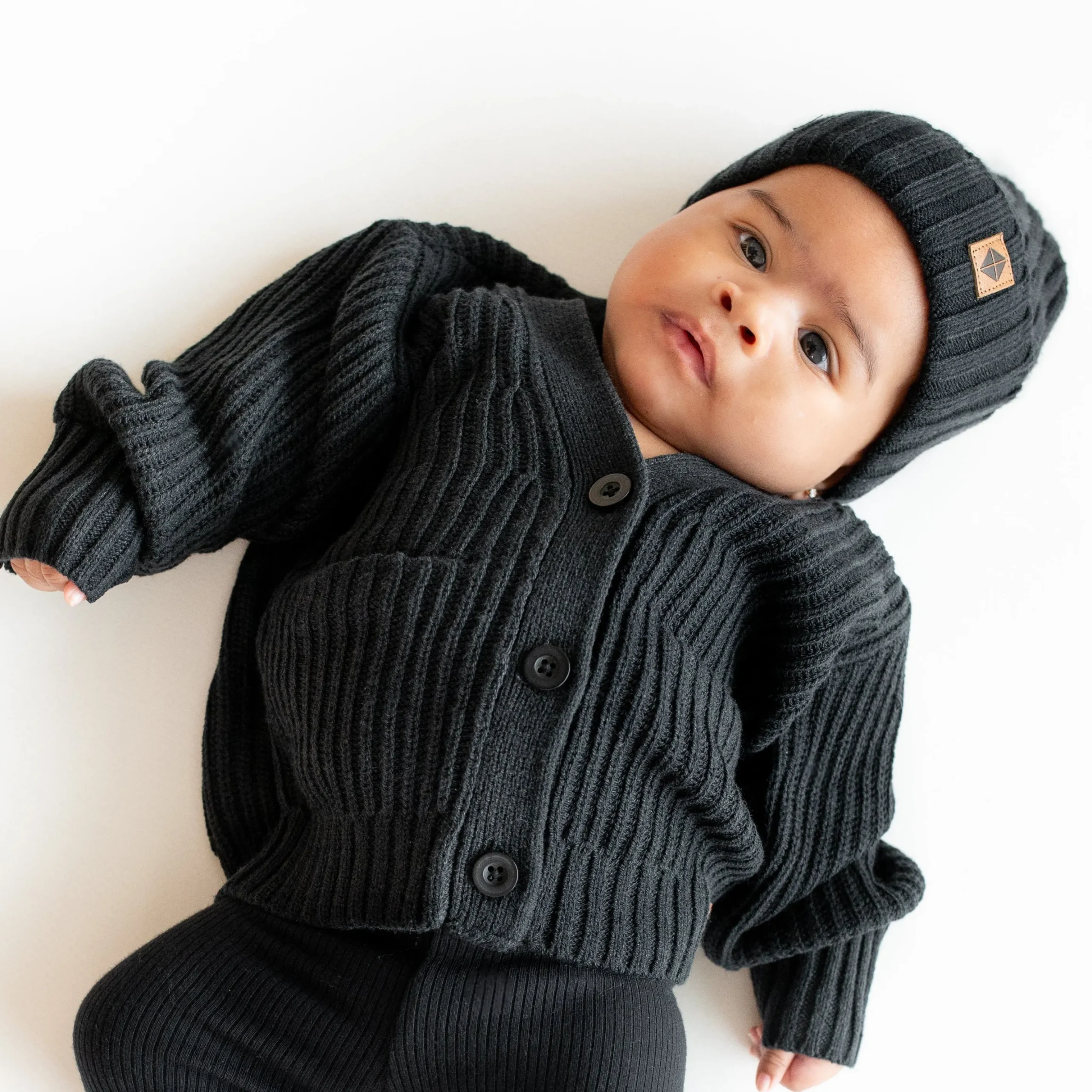 Chunky Knit Ribbed Beanie in Midnight