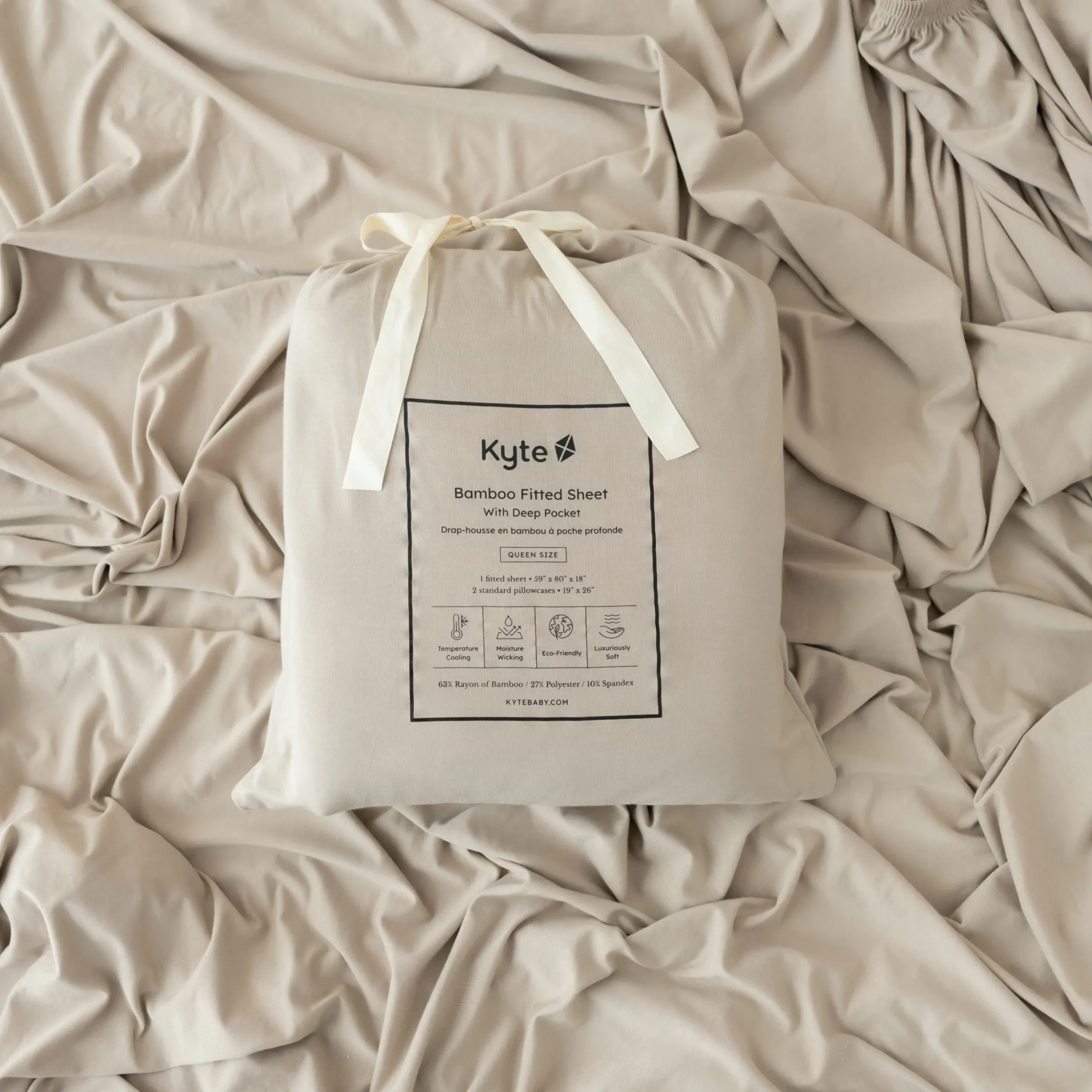 Fitted Sheet with Pillowcases in Almond