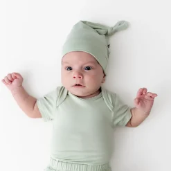Knotted Cap in Basil