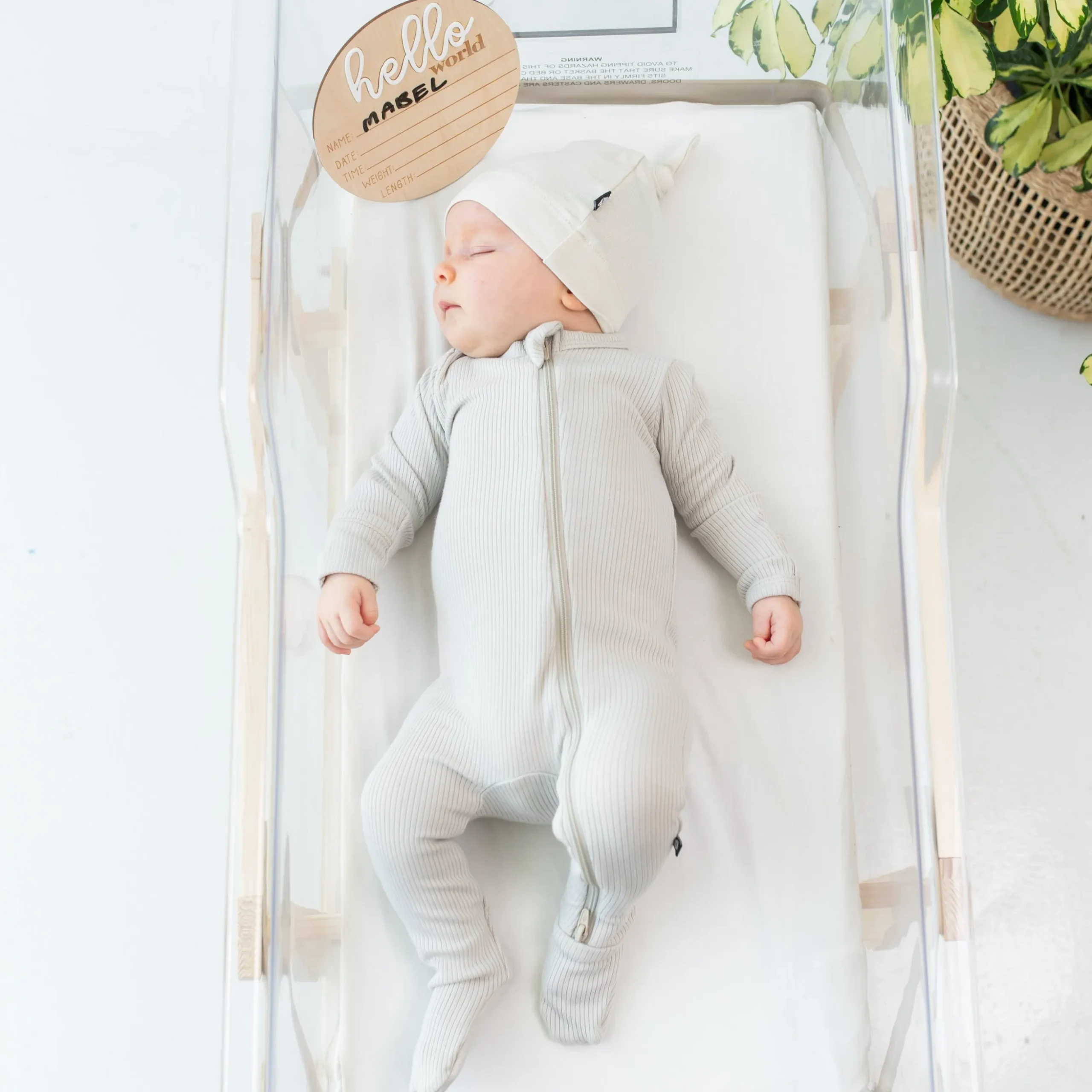 Ribbed Zipper Footie in Oat