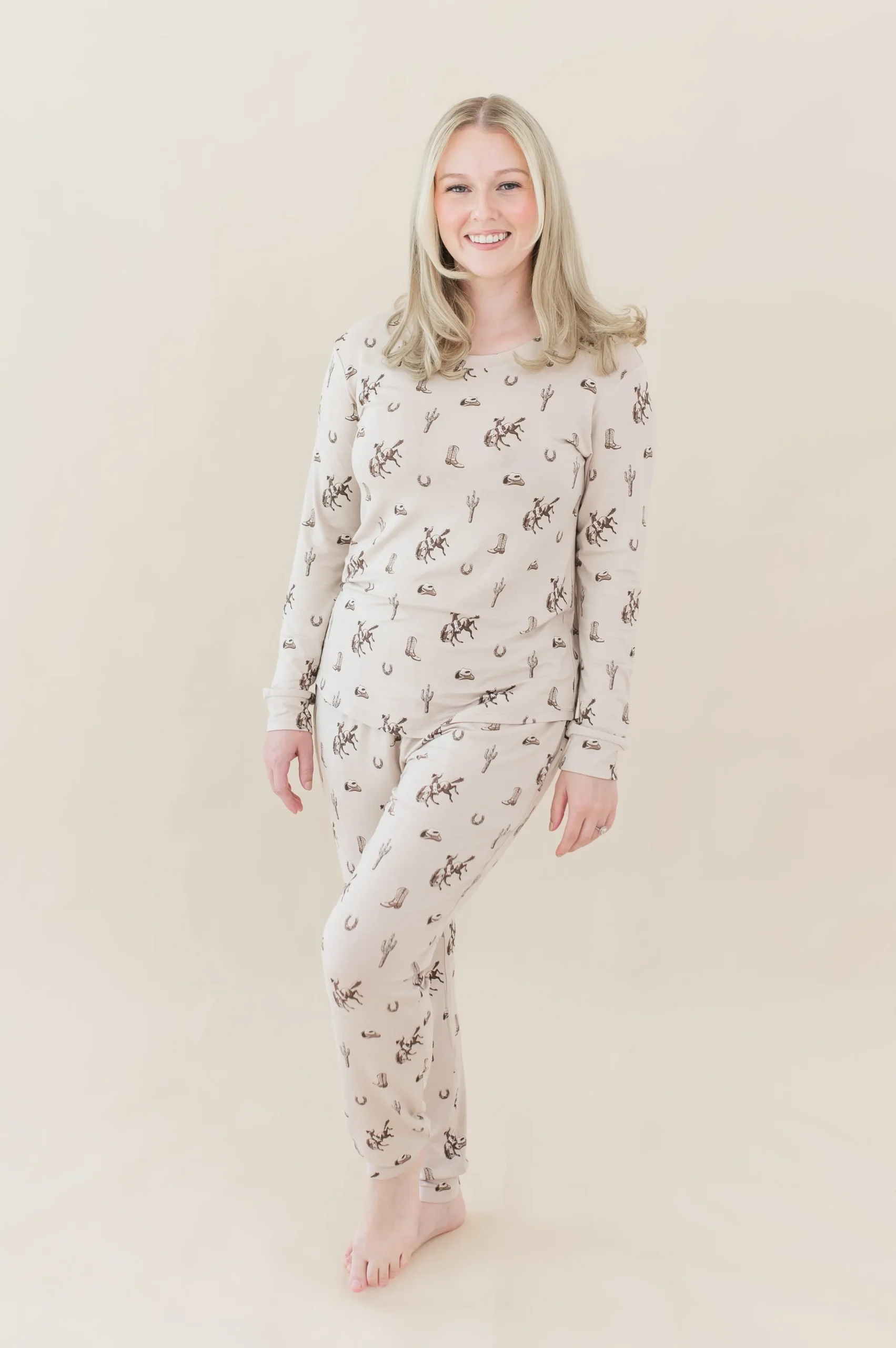 Women's Jogger Pajama Set in Classic Cowboy