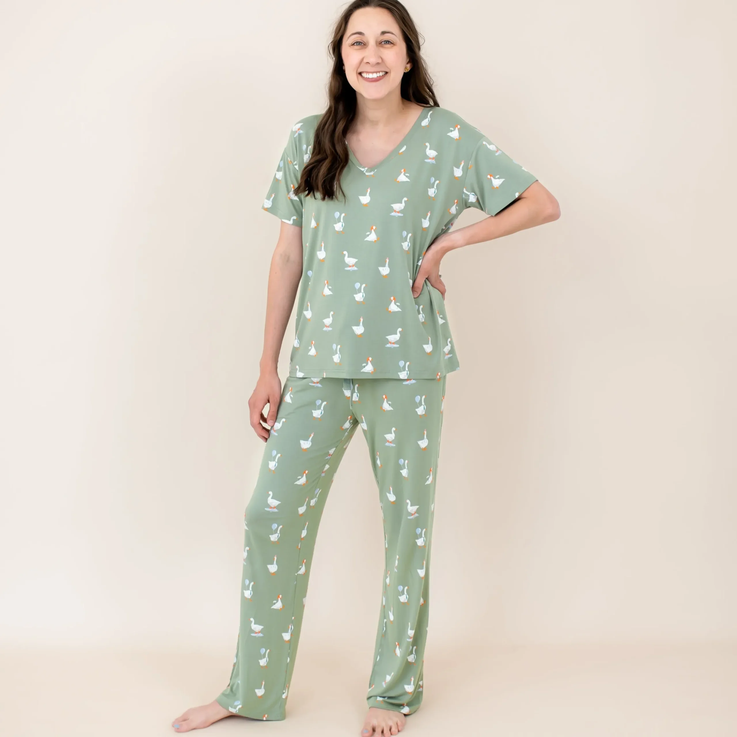 Women's Relaxed Fit V-Neck in Silly Goose