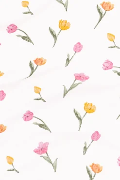 Women's Relaxed Fit V-Neck in Tulip