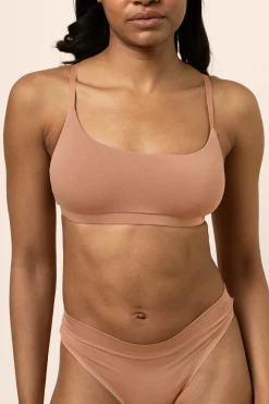 Women's Scoop Neck Bralette in Latte