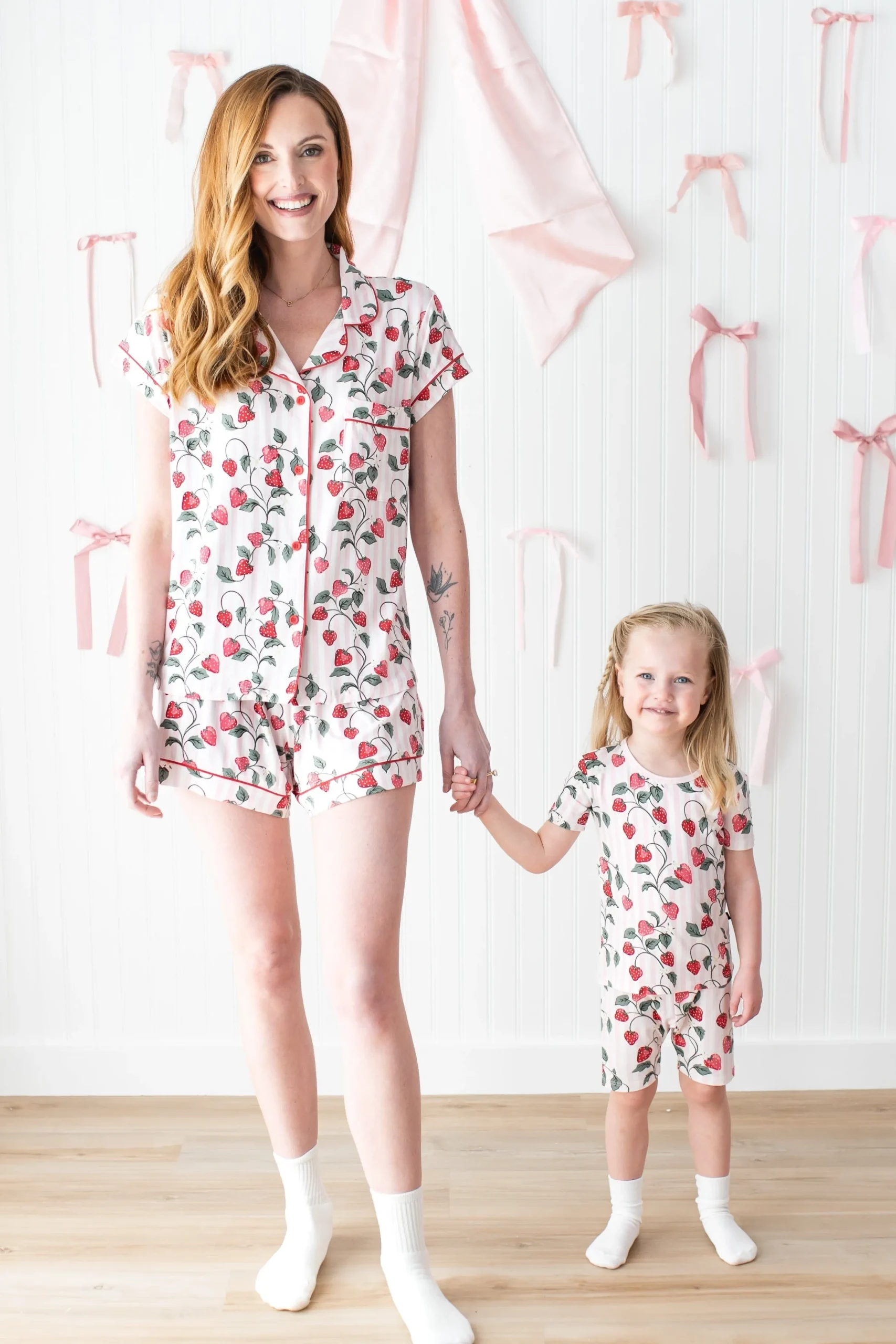 Women's Short Sleeve Pajama Set in Strawberry Fields