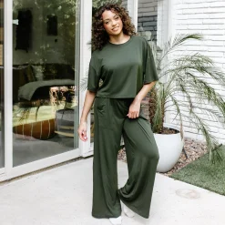 Women's Short Sleeve Tee in Fir
