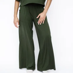Women's Wide Leg Pant in Fir