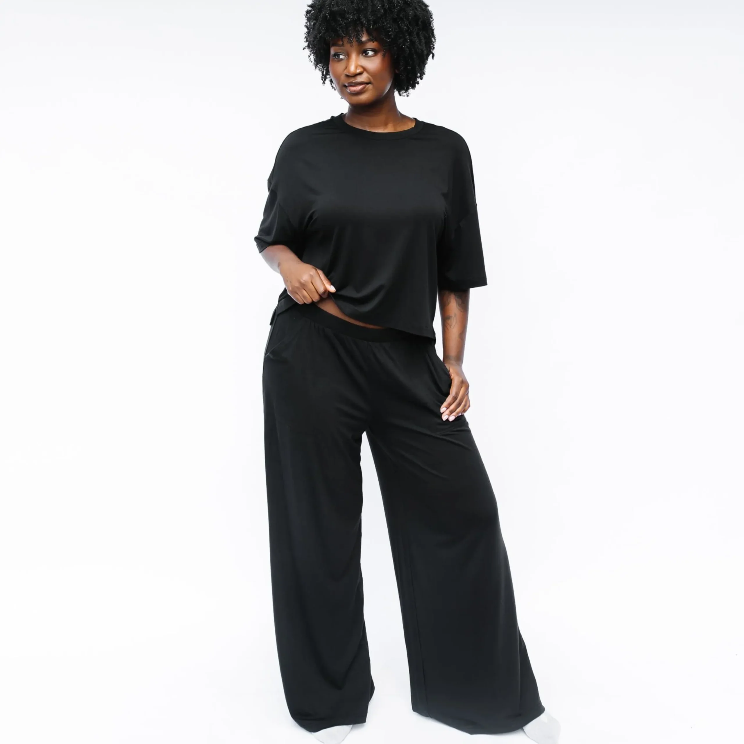 Women's Wide Leg Pant in Midnight