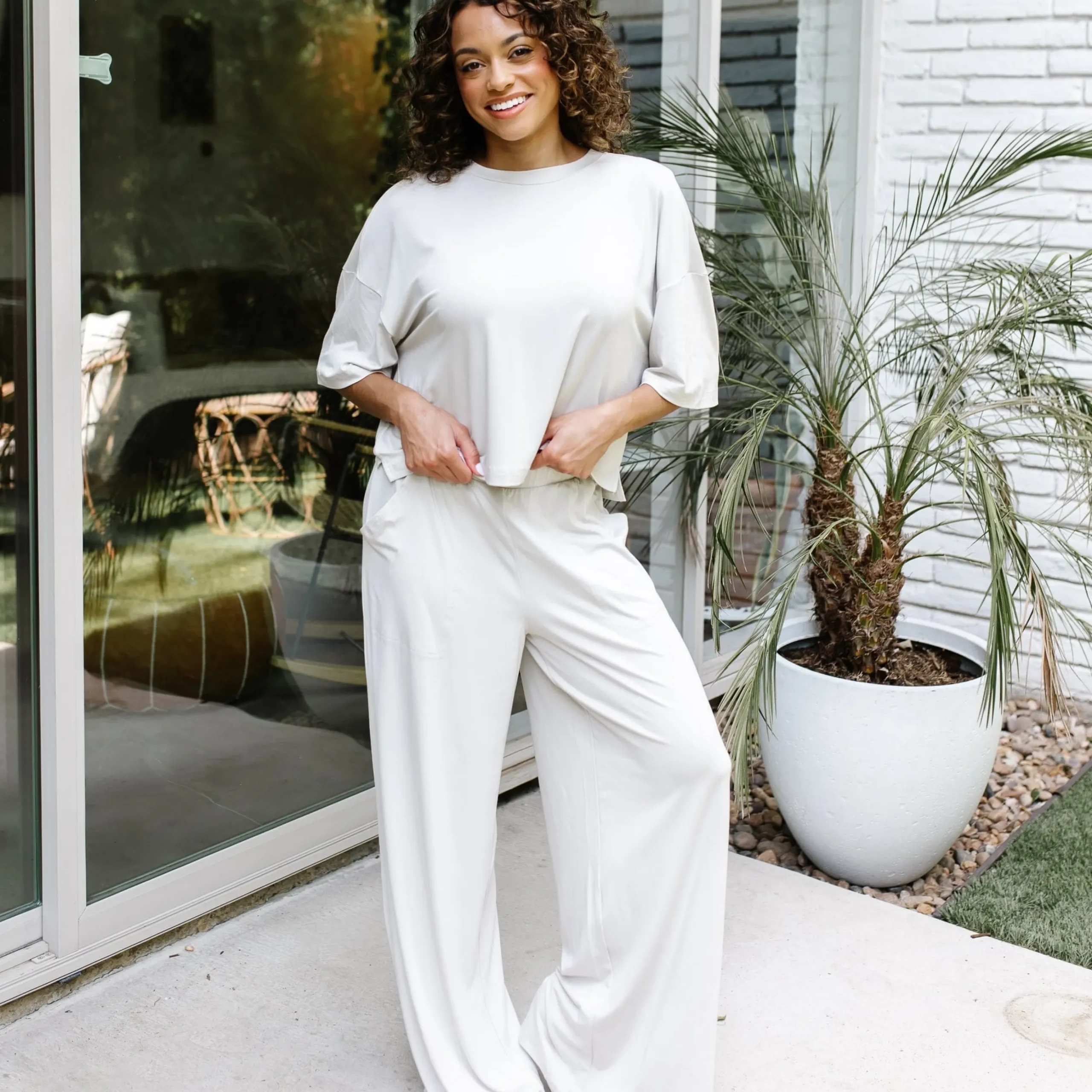 Women's Wide Leg Pant in Oat
